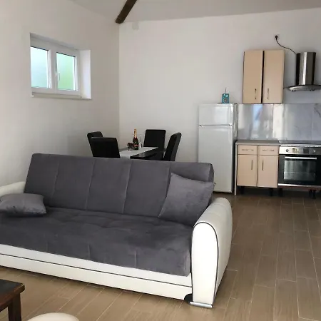 Milla 2 Apartman Fiume
